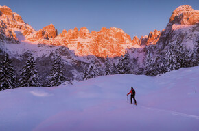 Sci alpinismo nelle Dolomiti di Brenta | © APT Dolomiti Paganella