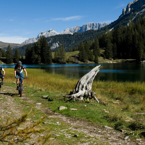 Lago di Valagola in the Adamello Brenta Nature Park | © Garda Trentino 