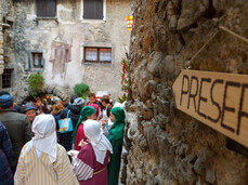 LIVING NATIVITY SCENE IN CANALE VILLAGE