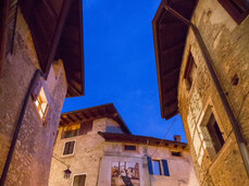 LIVING NATIVITY SCENE IN CANALE VILLAGE