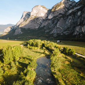 Sunrise on the Noce: fishing and breakfast on the river