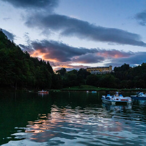 Dinner in the boat under the stars - PEDAL BOAT|7th July