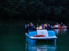 Abendessend auf dem Boot unter den Sterne -TRETBOOT|17. Juli