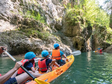 Guided kayak tours in the canyon Novella by X-Raft agency