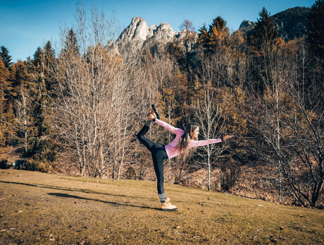 Yoga sulle Dolomiti d'Autunno_1