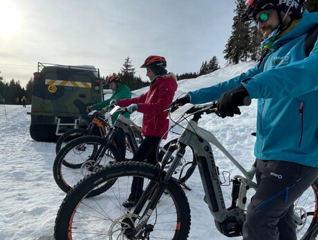 Cycling on the snow in Valpiana