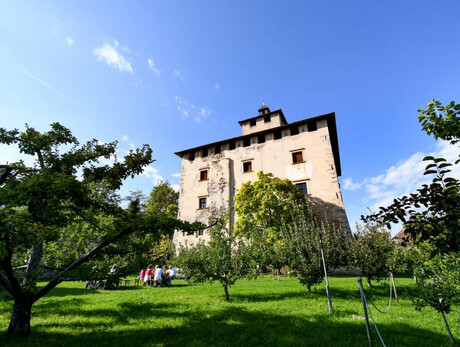 Visita guidata e musica a Castel Nanno