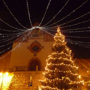 Accensione dell'albero e Canti Natalizi