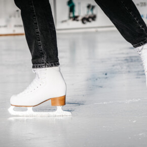  Ice skating in Rovereto 