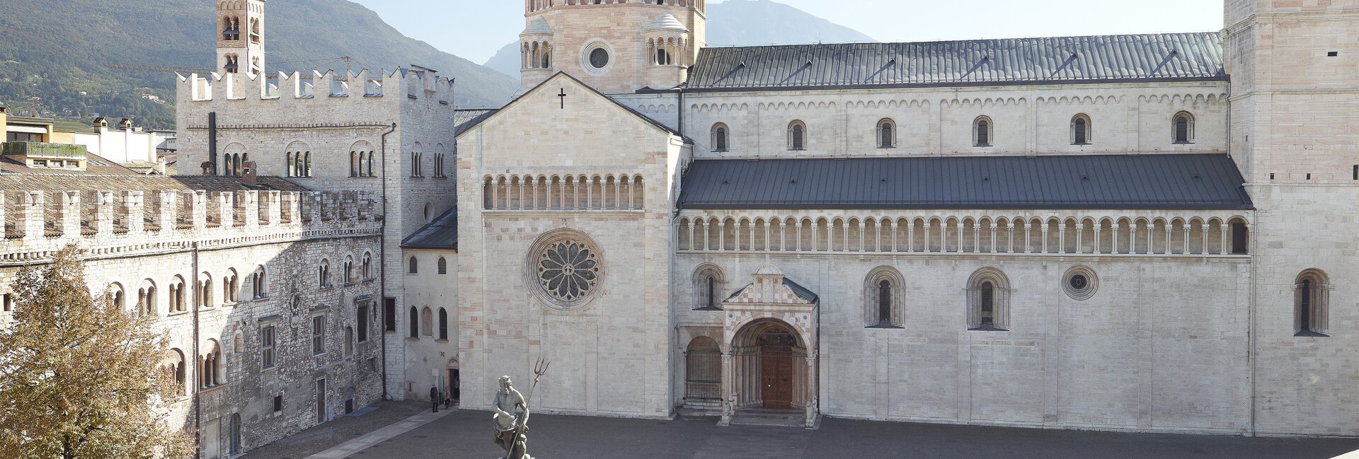Valle dell'Adige - Trento - Piazza Duomo
