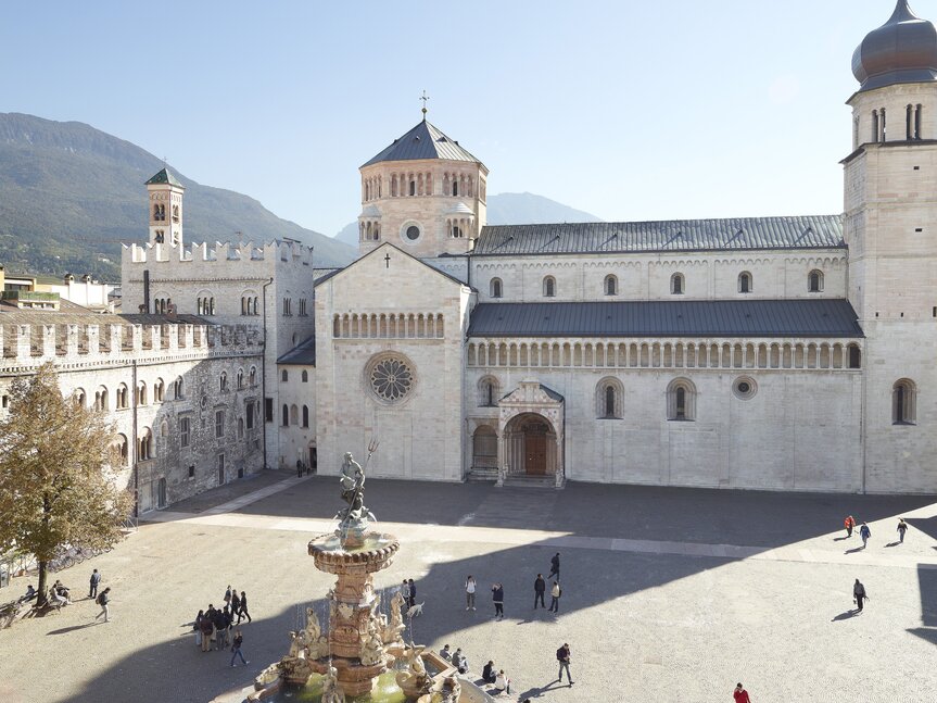 Valle dell'Adige - Trento - Piazza Duomo
