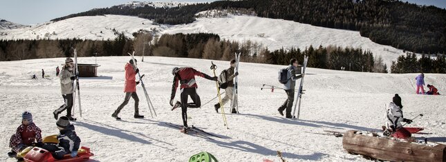 Trento - Monte Bondone - Viote - Sciatori si preparano
