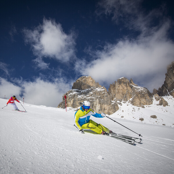 Val di Fassa - Col Rodella - Passo Sella - Sciatori
