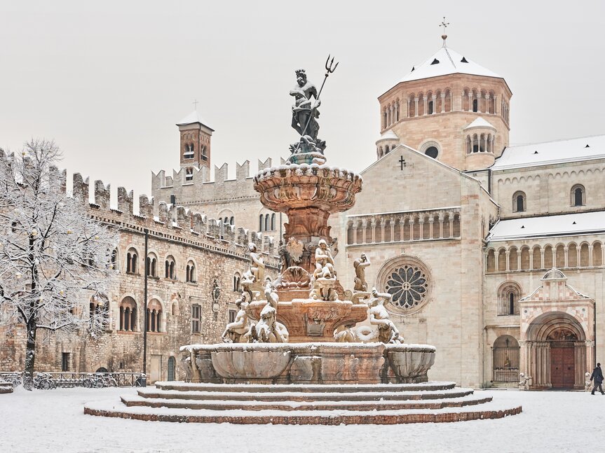 Valle dell'Adige - Trento - Piazza Duomo
