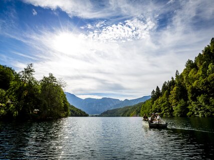 Lake Levico, lake surrounded by greenery where you can find peace and relaxation