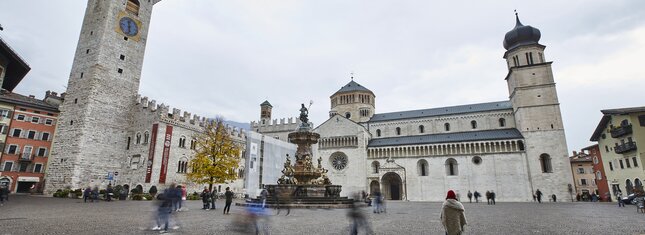 Valle dell'Adige - Trento - Piazza Duomo
