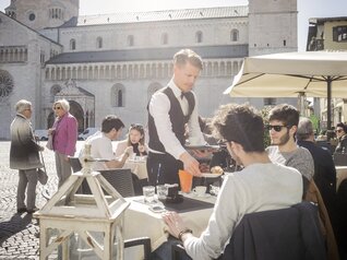 Valle dell'Adige - Trento - Piazza Duomo
