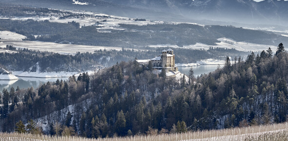 Val di Non - Castel Cles - Panorama invernale
