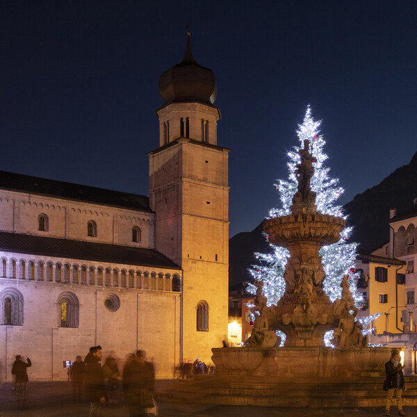 Valle dell'Adige - Trento - Piazza Duomo
