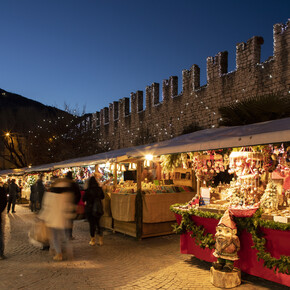 Valle dell'Adige - Trento - Piazza Fiera - Mercatini di Natale
