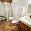 Foto di Camera doppia, doccia o bagno, WC, piano terra