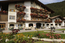 Hotel Touring - Pozza di Fassa - Val di Fassa