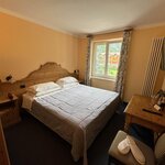  Photo of Double room, shower, toilet, facing the mountains