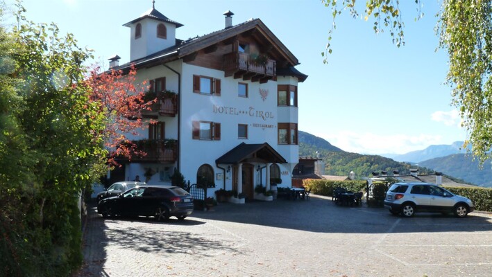 Hotel Tirol Facciata