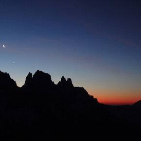 #Trentinoskisunrise-Passo Rolle