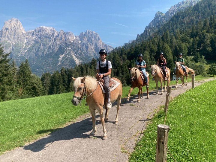 Settimane Estive a Cavallo ApT San Martino di Castrozza Passo