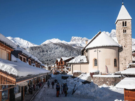 Inaugurazione del Nuovo Monumento dedicato alle Guide Alpine