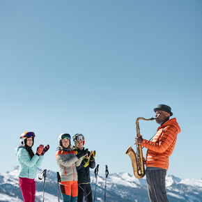 PARAD-ICE MUSIC ON THE ICE AND JAZZ IN THE DOLOMITES 