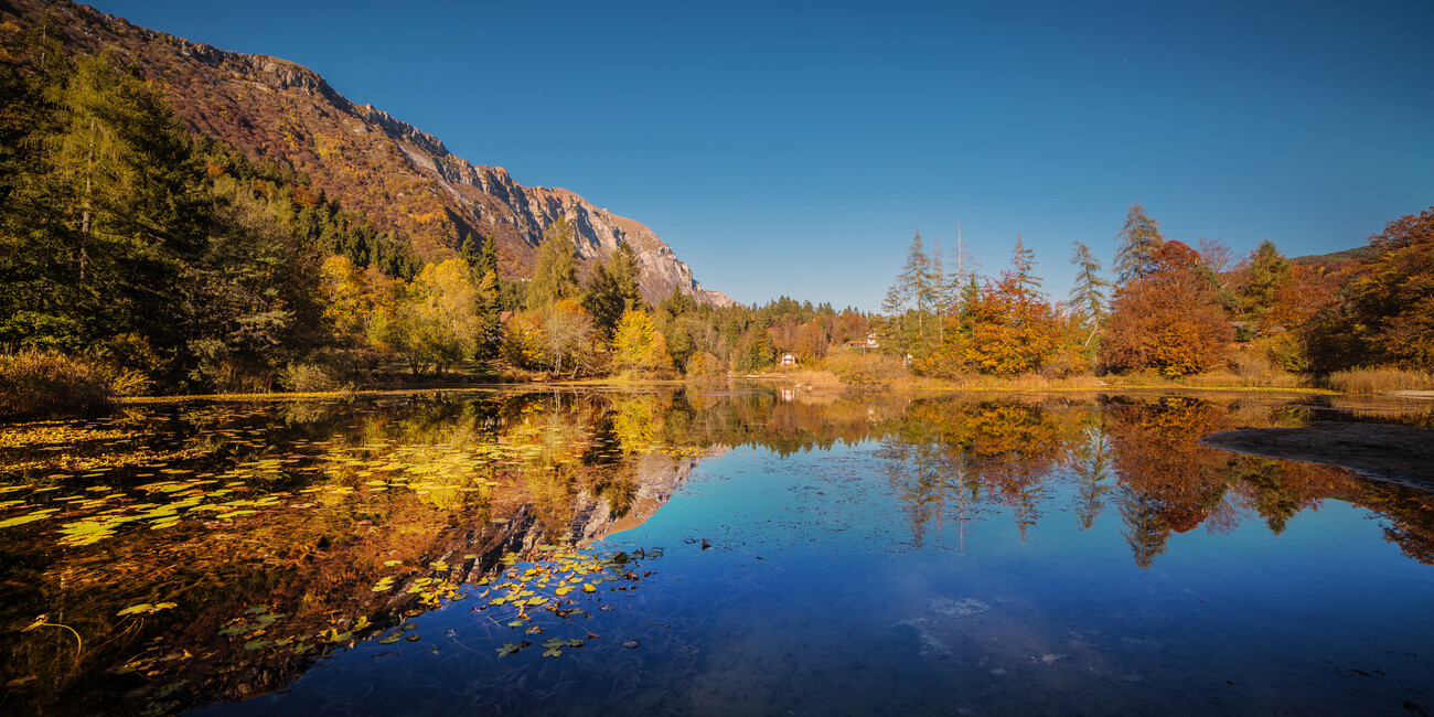 LAGHI D’AUTUNNO, TAVOLOZZA DI COLORI TRA ACQUA E CIELO #3