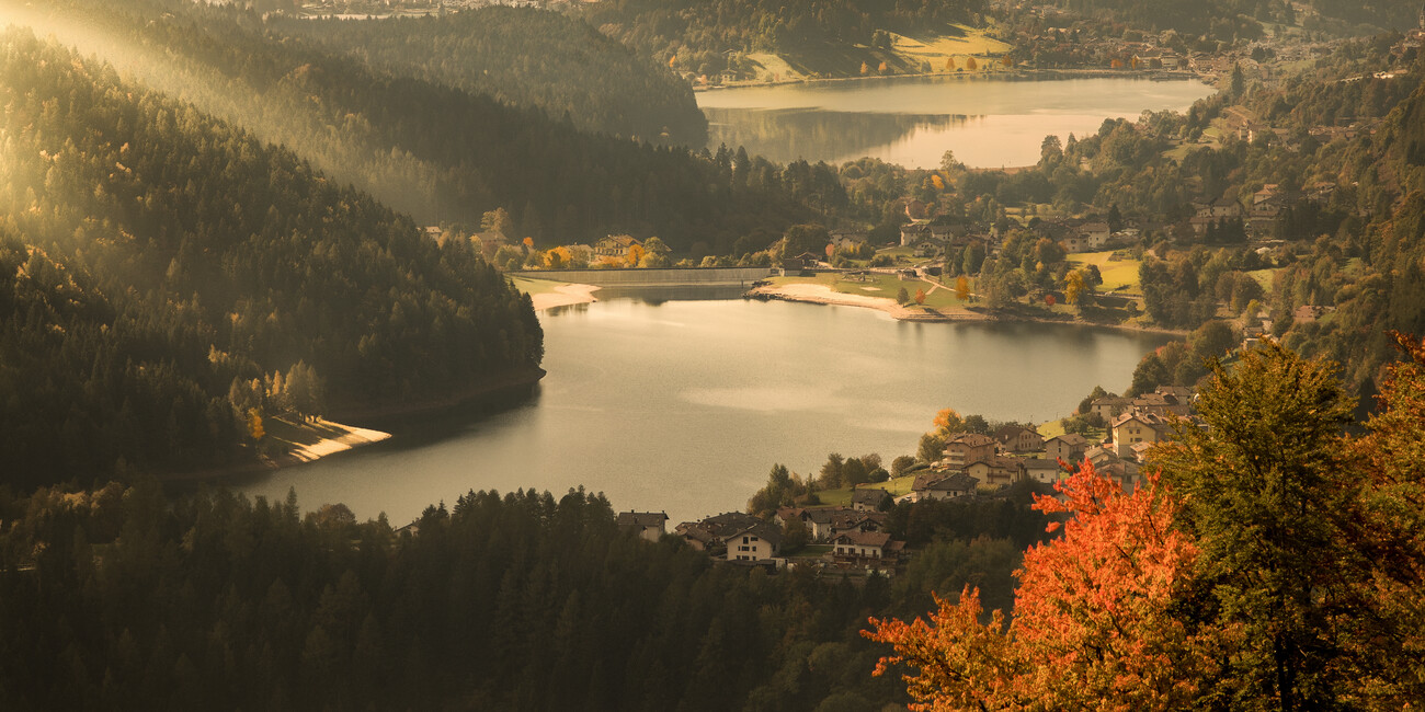 LAGHI D’AUTUNNO, TAVOLOZZA DI COLORI TRA ACQUA E CIELO #1