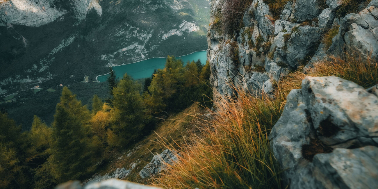 LAGHI D’AUTUNNO, TAVOLOZZA DI COLORI TRA ACQUA E CIELO #4