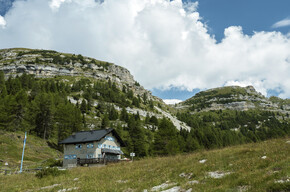 INCONTRI IN CAMMINO, LA COMPAGNIA (S)LEGATI AL RIFUGIO LANCIA 