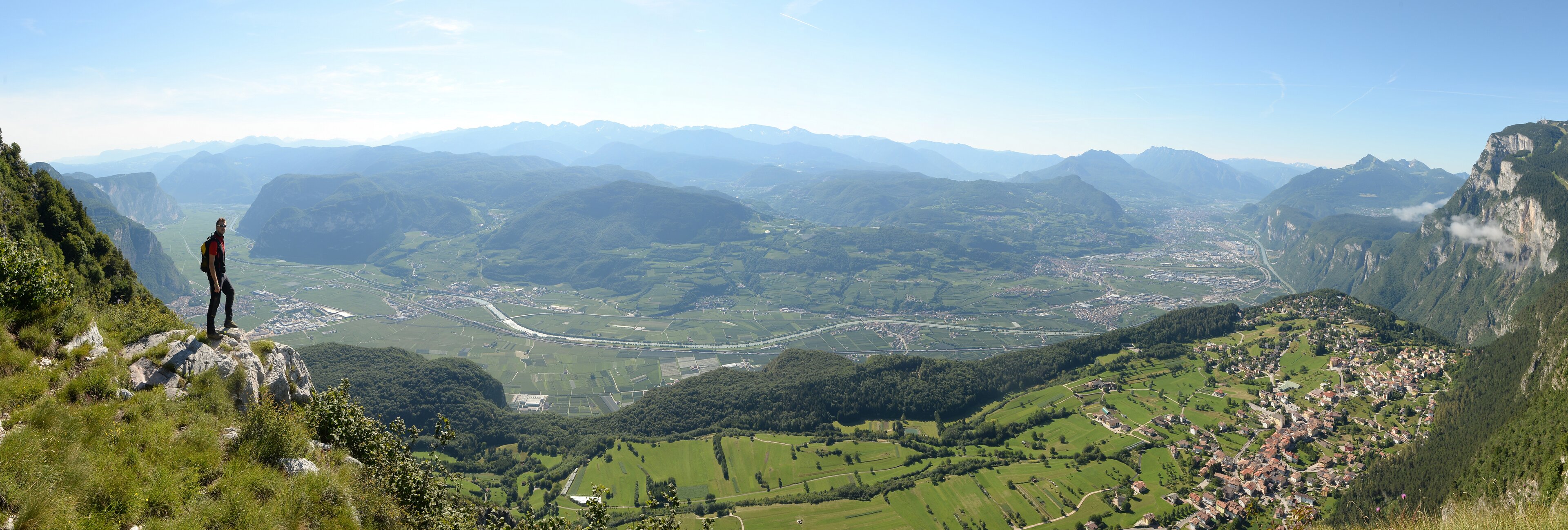 Fai Della Paganella: Una Vista Incantevole Sulla Valle Dell'Adige ...