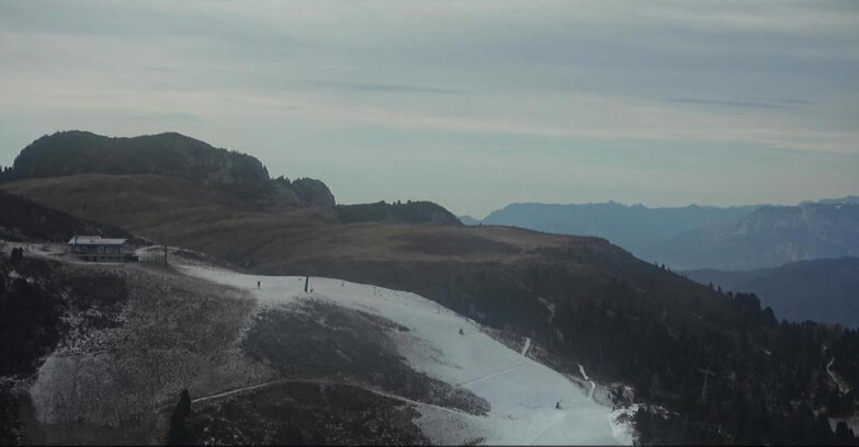 Webcam Пампеаго - Предаццо - Оберегген	 - Chair lift Monte Agnello