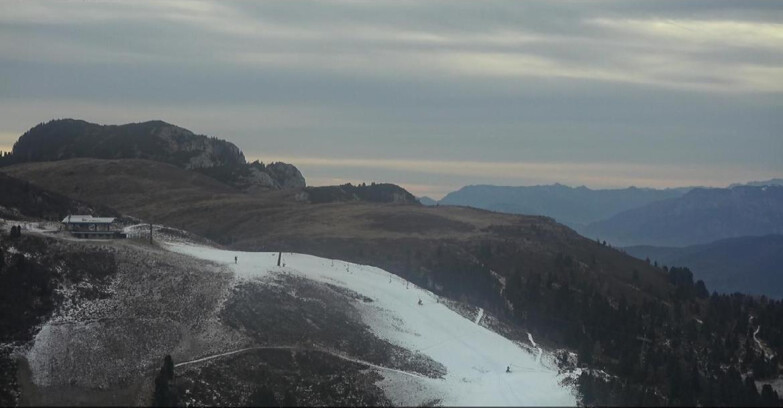 Webcam Пампеаго - Предаццо - Оберегген	 - Chair lift Monte Agnello