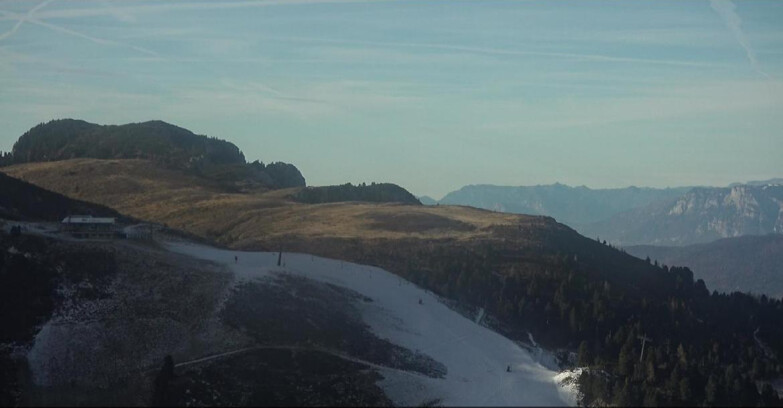 Webcam Пампеаго - Предаццо - Оберегген	 - Chair lift Monte Agnello