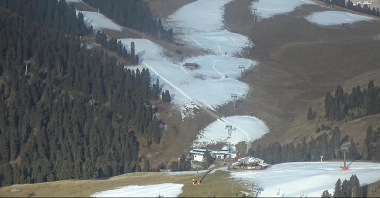 Webcam Пампеаго - Предаццо - Оберегген	 - Chair lift Obereggen