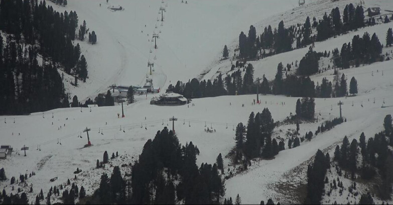 Webcam Пампеаго - Предаццо - Оберегген	 - Mountain hut Latemar