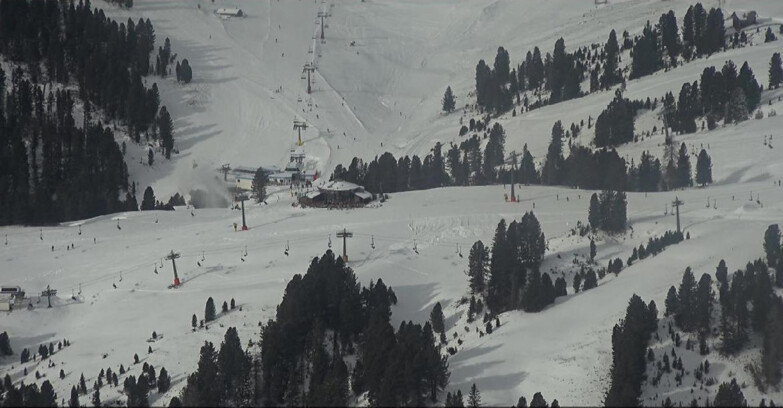 Webcam Пампеаго - Предаццо - Оберегген	 - Mountain hut Latemar