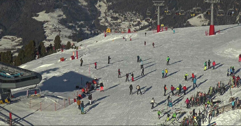 Webcam Alpe Cermis - Chairlift and slope Lagorai