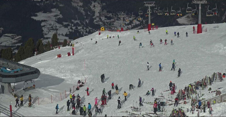 Webcam Alpe Cermis  - Chairlift and slope Lagorai