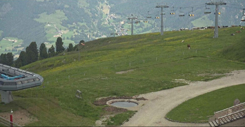 Webcam Альпе-Чермис  - Chairlift and slope Lagorai
