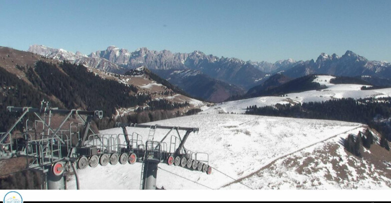 Webcam Passo Brocon-Marande - Landschaft vs. Paradiso