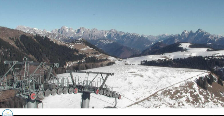 Webcam Passo Brocon-Marande - Landschaft vs. Paradiso