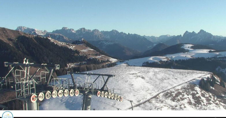 Webcam Passo Brocon-Marande - Landschaft vs. Paradiso