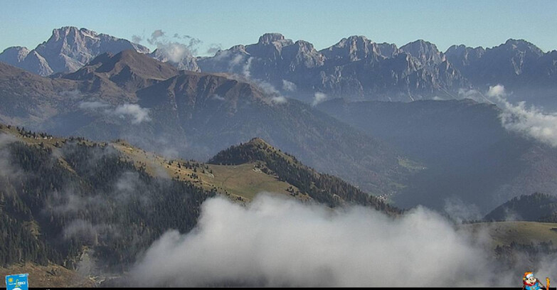 Webcam Passo Brocon-Marande - Brocon Pass and Pale di S.Martino 